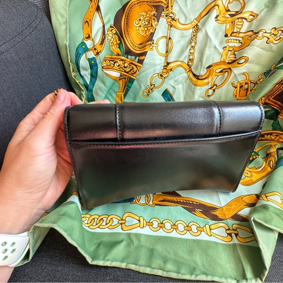 Authentic Balenciaga Hourglass Wallet on chain - Picture 10 of 11